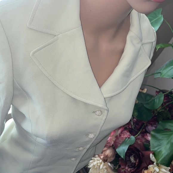 VINTAGE TAHARI 💚😍 JACKET - Picture 4 of 11